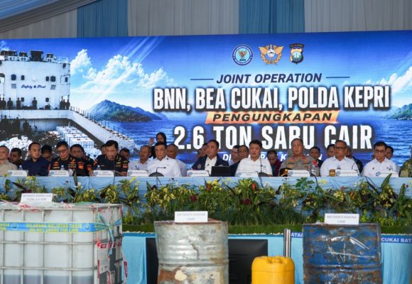 Gagalkan 2,6 Ton Sabu Cair di Batam, Menko Polkam: Indonesia Bukan Pasar Narkoba
