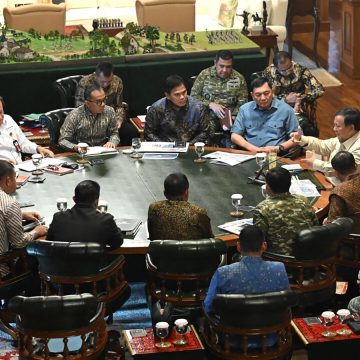 Prabowo Kumpulkan Petinggi TNI di Hambalang, Bahas Dayak hingga Merapi
