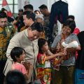 Prabowo Blusukan Malam Hari, Cek Fasilitas Hunian Warga Eks Rel Senen