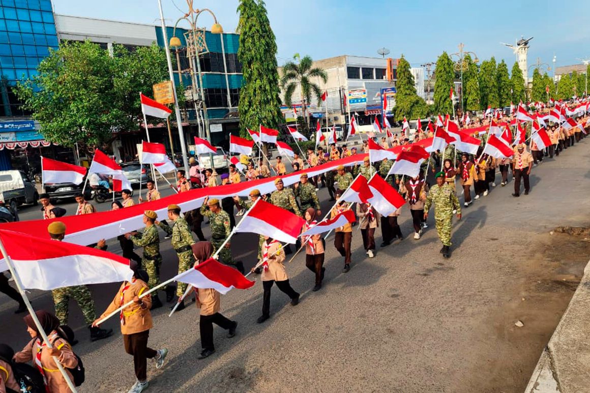 WhatsApp Image 2026-08-15 at 23.04.23 Getarkan Jiwa Nasionalisme, Kirab Bendera Raksasa Sukses Pukau Masyarakat Aceh