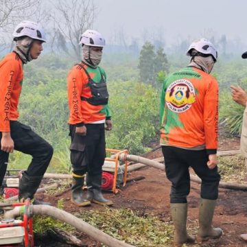 Prabowo Tinjau Lahan Karhutla di Kubu Raya