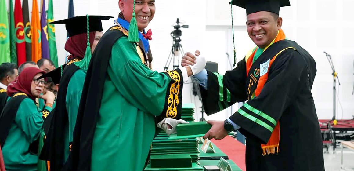 Unimal Wisuda 1.247 Sarjana, Brigjen TNI Ali Imran Raih Gelar Magister