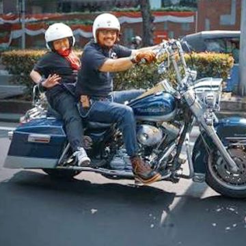 Dok Ferry Maryadi Ferry Maryadi: Anak Pintar Tanpa Adab Nilainya Nol