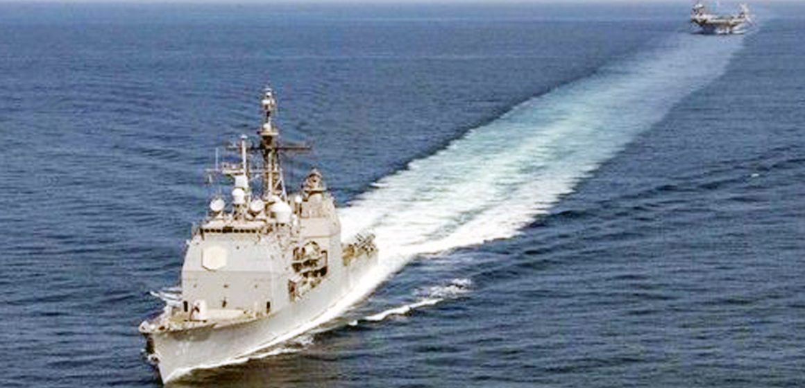 Iran Klaim Serang Kapal Perang AS di Iran Klaim Serang Kapal Perang AS di Selat Hormuz