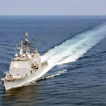 Iran Klaim Serang Kapal Perang AS di Iran Klaim Serang Kapal Perang AS di Selat Hormuz