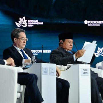 Prabowo di Eastern Economic Forum Pidato Presiden Prabowo di Rusia, Tolak Sekat Keuangan Global
