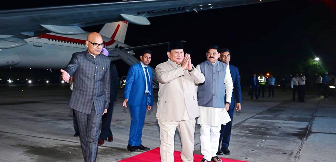 Presiden Prabowo Hadiri KTT BRICS di India Tiba di India Prabowo Siap Suarakan Ekonomi Inklusif KTT BRICS