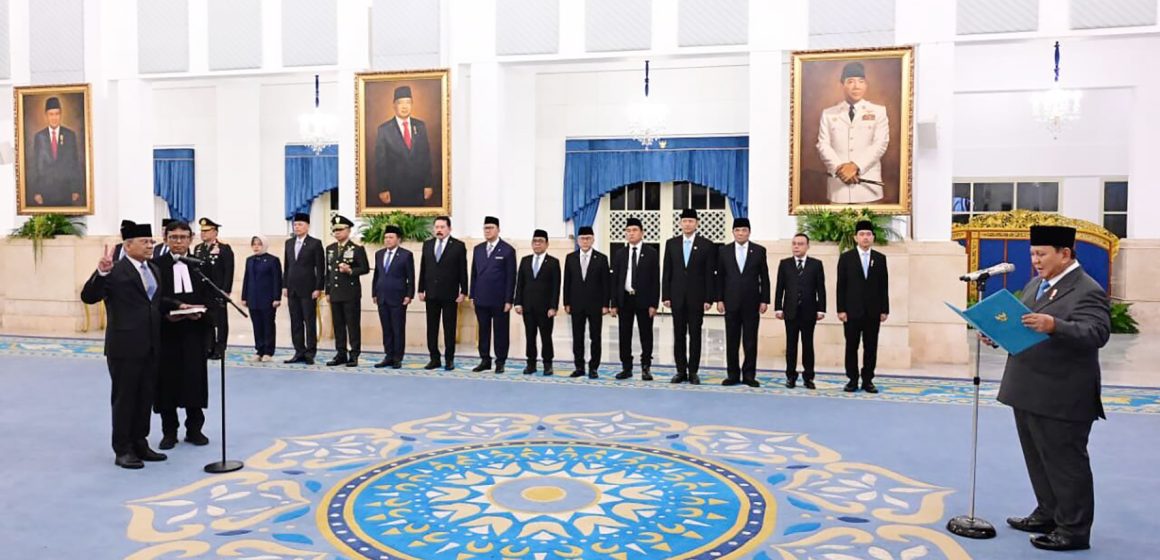 Presiden Prabowo Lantik Suahasil Nazara sebagai Menteri Keuangan Presiden Lantik Suahasil Nazara Menteri Keuangan Baru