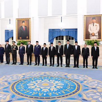 Presiden Prabowo Lantik Suahasil Nazara sebagai Menteri Keuangan Presiden Lantik Suahasil Nazara Menteri Keuangan Baru