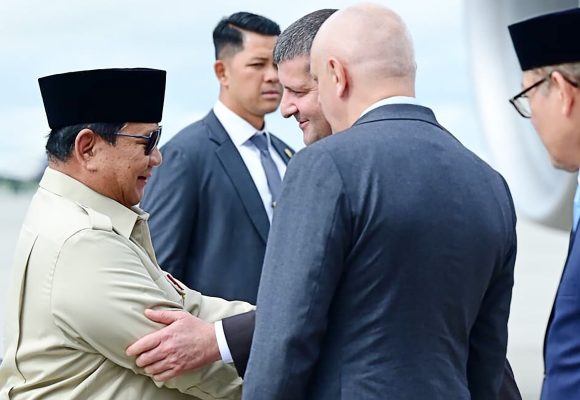 Presiden Prabowo Tiba di Rusia Strategis Prabowo Putin Jadi Sorotan Dunia