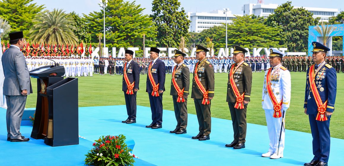 7 TOKOH TNI TERIMA TANDA KEHORMATAN RI oleh Prabowo Prabowo Anugerahkan Bintang Mahaputera kepada 7 Tokoh TNI