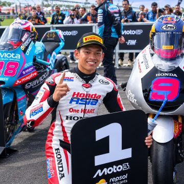 Profil Veda Ega Pratama Cetak Sejarah Moto3 Dunia