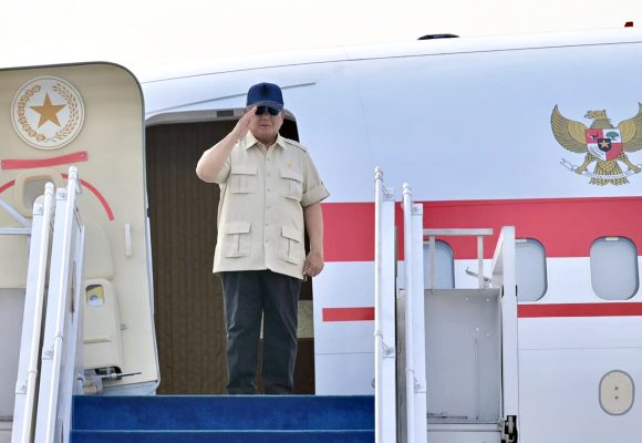 Prabowo ke Halmahera Tengah, Luncurkan Hilirisasi Senilai Rp180 Triliun