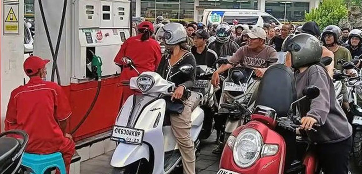 Pajero Bertangki Raksasa Jadi Sorotan, Bahlil Minta Polisi Bertindak