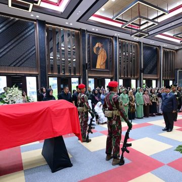 Presiden Prabowo Beri Penghormatan Terakhir kepada Almarhum Jenderal Subagyo HS