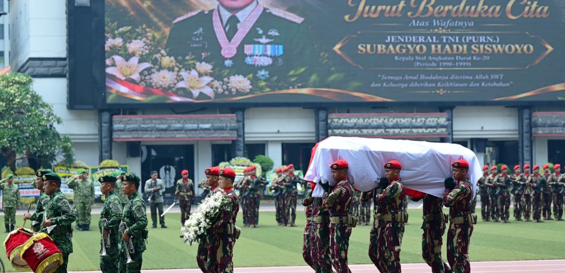 MBCIndonesia.com Jenazah Mantan KSAD Subagyo H.S. Diterbangkan ke Jakarta