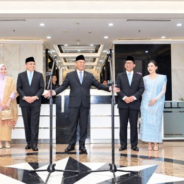 Foto Bersama Kemenkeu Kini Punya Tiga Wamenkeu, Siapa Saja?