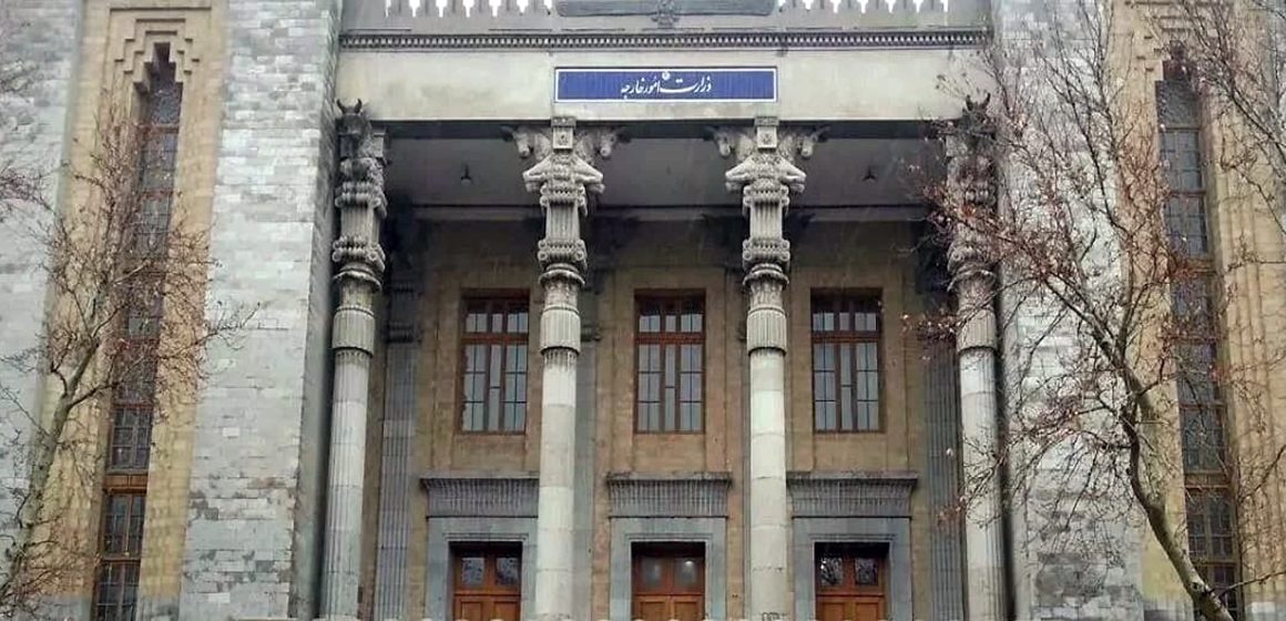 Iran mendesak Irak Lawan AS Iran Desak Irak Cabut Pembatasan Penerbangan Akibat Sanksi AS