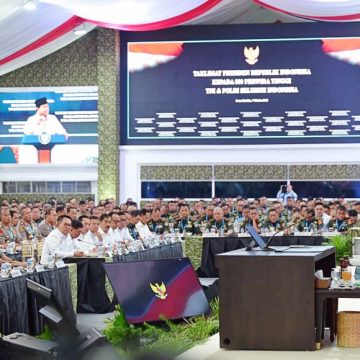 Prabowo Beri Arahan ke Pimpinan TNI Polri Prabowo Beri Arahan kepada 800 Pati TNI-Polri